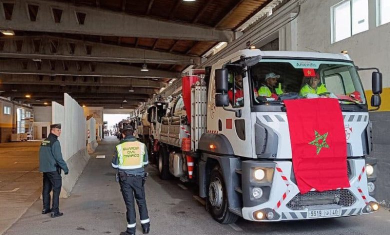 “جنود الصحراء”.. الصحافة الإسبانية تتغنى بفرق الإنقاذ المغربية في فالنسيا